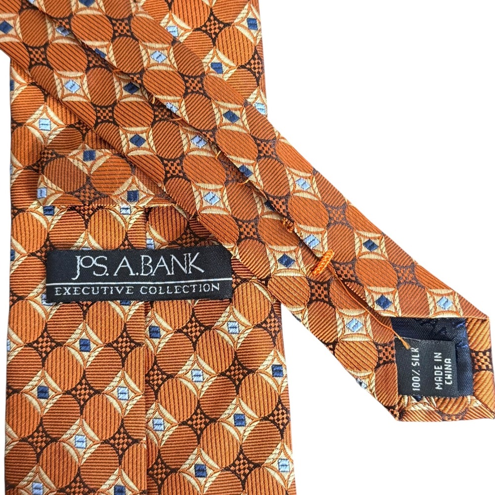 Jos A Bank Executive Collection Silk Tie‎ Geometric Pattern Orange Blue Mens